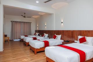 Hotel Sandalwood - 5