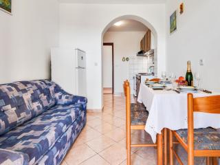 Secluded Apartment in Poreč with Garden - Poreč - 3
