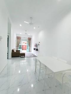 Homestay Kemaman Fyna02 di Bukit Kuang - 6