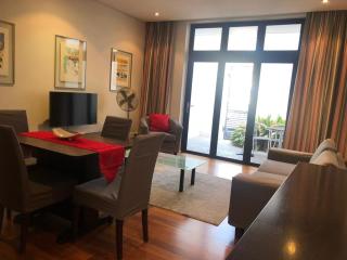 Lovely one bedroom open plan apartment - 0