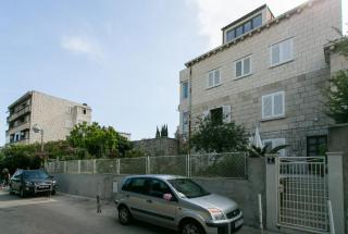 Yellow Room Guesthouse - Dubrovnik - 1