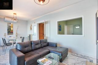 Seafront 3BR APT in Tower RD Sliema opposite Beach by 360 Estates - Sliema - 5