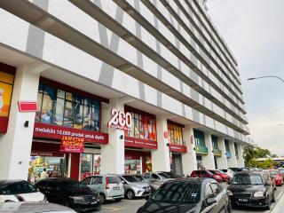 Vista Bangi Soho UKM, Swimming pool & River view - 1