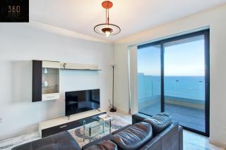 Seafront 3BR APT in Tower RD Sliema opposite Beach by 360 Estates - Sliema - 4