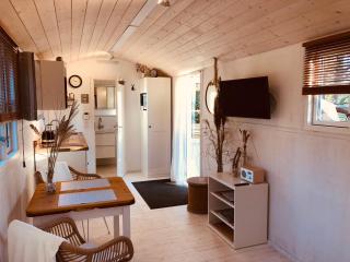 Zirkuswagen mit Outdoor Whirlpool und Garten - Petershagen - 5