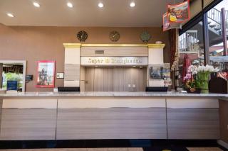 Super 8 by Wyndham Anaheim/Disneyland Drive - Anaheim - 2