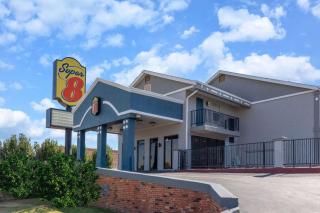 Super 8 by Wyndham Tulsa/Arpt/St Fairgrounds - Tulsa - 0