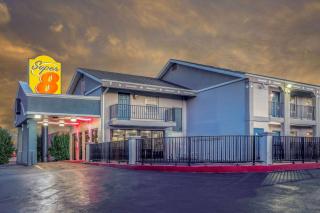 Super 8 by Wyndham Tulsa/Arpt/St Fairgrounds - Tulsa - 8