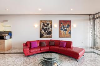 Spacious Seafront APT with Living, Sofa, WIFI & AC by 360 Estates - Sliema - 8