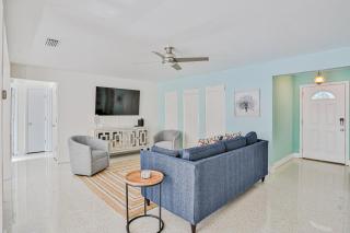 Corner By The Coast - 2