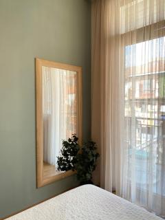 Feels Like Home Apartment - Batumi - 8