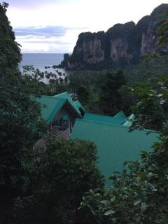 Garden View Resort Tonsai - Tonsai Beach - 0
