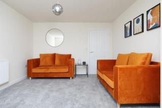 Prime Location & Free Parking Stylish 3-Bed Home - Leicester - 5