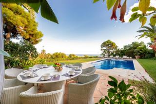 All About Celeste Villa - Marbella - 6