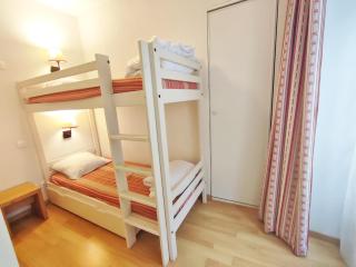 Ostal, T3, centre Luchon, wifi, casier à skis, ascenseur, 6 personnes - Luchon - 3