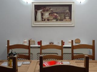 Huge Garden House for Contractors and Families - 2