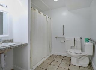Classic Inn - Saco - 4