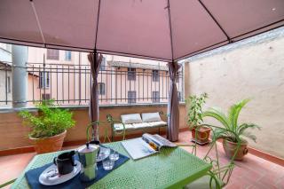 Spacious with sunny Terrace near Vatican - Rome - 7