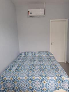 Casa nova com 3 quartos, equipada com Ar Condicionado, TV, Internet e Área de Lazer Completa - Boiçucanga - 3