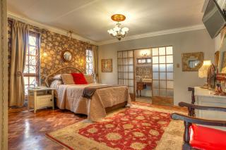 Oak View Manor - 4