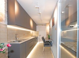 Craiova's City Centre Penthouse - Craiova - 5