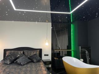 Apartament PREMIUM ze złotą wanną w sypialni widok na morze dyskretny taras z łóżkiem - Bałtyckie Sarbinowo 18 - 7