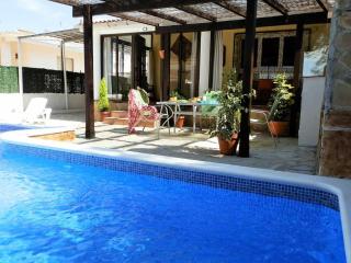 Casa cerca del mar con piscina privada, AC opcional, wifi gratis, admite mascotas, playa para perros - ES-184-14 - Riumar - 0