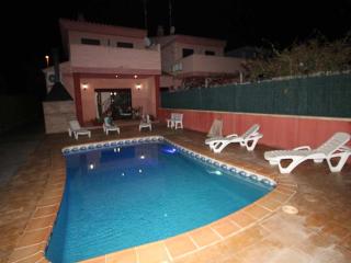 Perfecta para tus vacaciones: Casa con piscina privada, cerca del mar, admite mascotas y wifi gratuito - ES-184-44 - 2