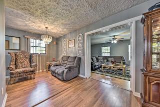 Cozy Jacksonville Home with Yard about 8 Mi to Dtwn - Jacksonville - 4