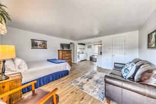 Convenient Tom Picketts Cabin with Mtn View! - 3
