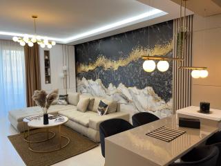 SAS 2 Luxury Apartments - Mamaia - 4