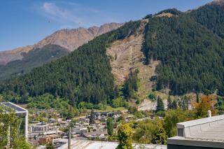2-Bedroom Executive Apartment - The Bowen - Queenstown - 7