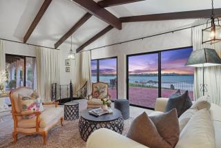 Magnificent Beachfront Mansion - Pool - Fireplace - Auckland - 9