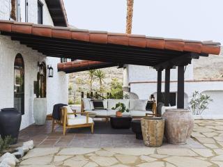 Television Host and Designer Bobby Berk Invites You To His Desert Oasis - Palm Desert - 5