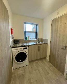 5. Homely Cecil Apartments - Birmingham - 7