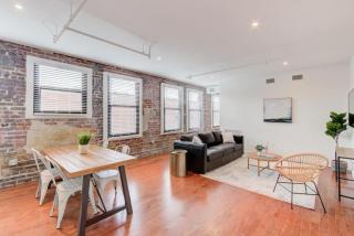 Prime Location - Modern Loft Right on S Main St! - Memphis - 9