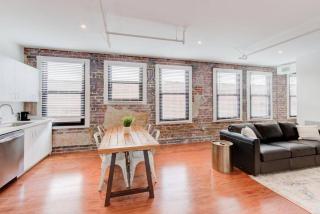 Prime Location - Modern Loft Right on S Main St! - Memphis - 1