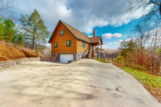 Lake Therapy Hideaway - New Tazewell - 9