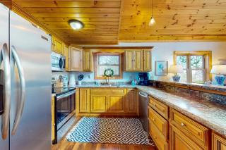 Lake Therapy Hideaway - New Tazewell - 3