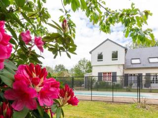 Gîte Cocooning avec Piscine Partagée au Cœur de la Campagne Sarthoise, Proche Zoo et Circuit du Mans - FR-1-410-331 - Dureil - 0