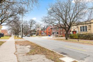 Stately Studio Apartment - Detroit - 9