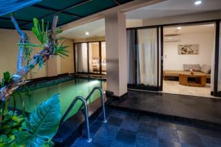 Cross Vibe Paasha Atelier Bali Kuta - 1