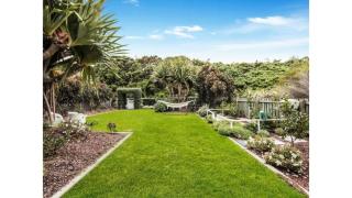 The Jasmine Gate - Casuarina - 7