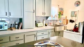 Romantic cottage with amazing garden - Glendale - 6