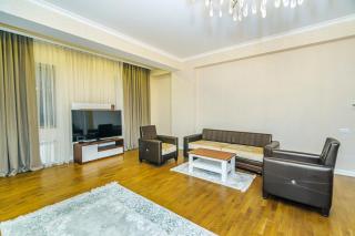 VIP Apartment in Buta Palace - Baku - 0