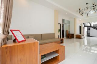 RedDoorz Syariah at Jalan Andalas Padang - 9