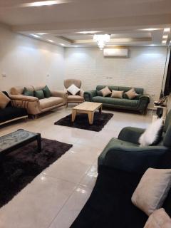 شقة المهندسين جامعة الدول هادئ واسعة فرش جديد - 8