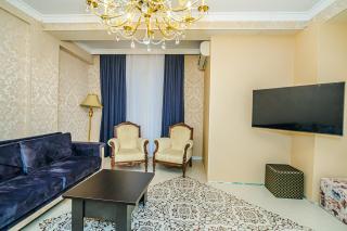 VIP Apartments nearby McDonads - Bakoe - 1