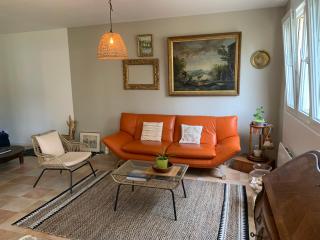 Bâtisse en pierre XVII siècle 115 M² avec terrasse - Ambarès-et-Lagrave - 0
