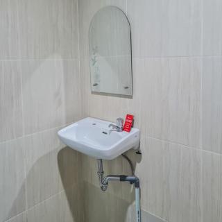 RedDoorz Plus at Hotel Royal Palangka Raya - Palangkaraya - 6